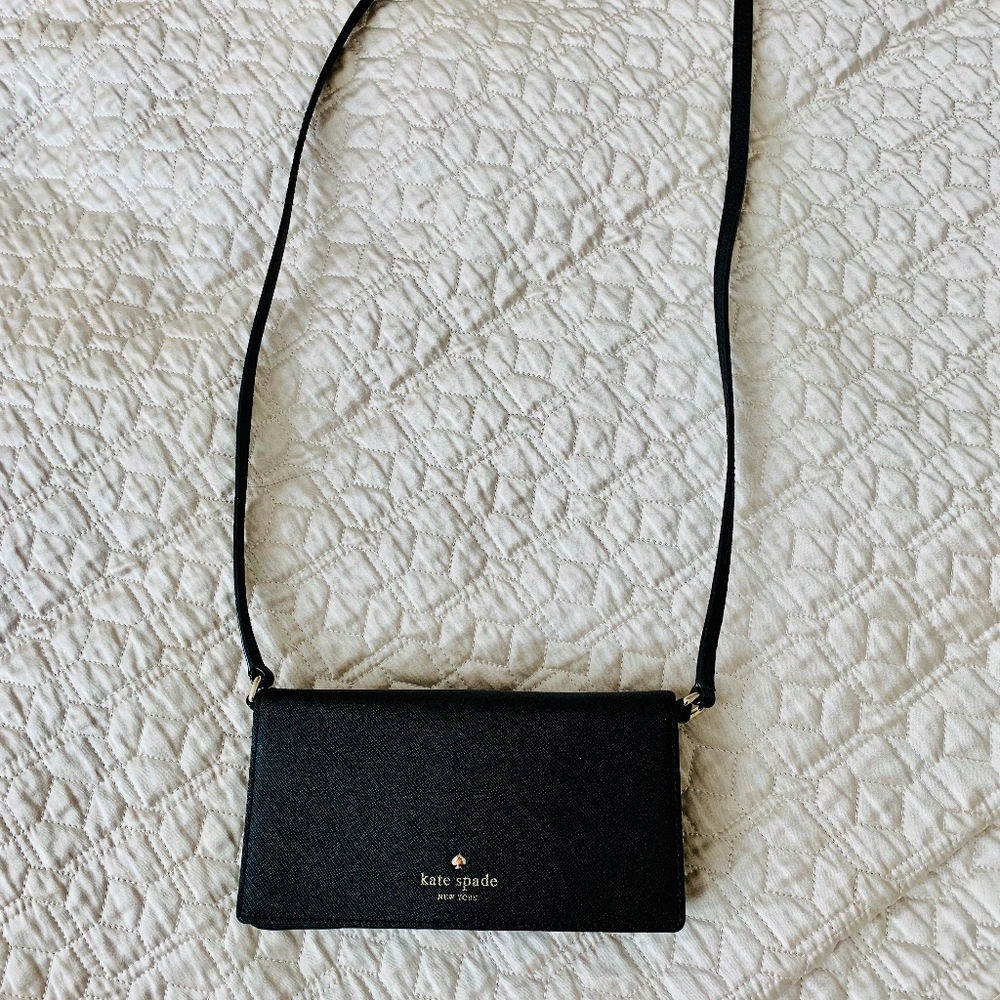Kate Spade New York Crossbody Smartphone Bag